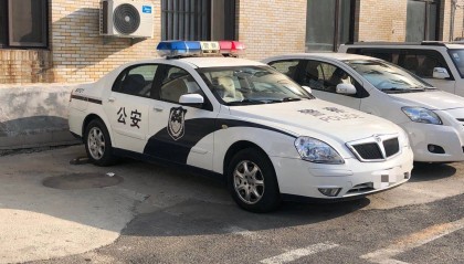 山东泰安一律师在办公室门口遇袭，警方回应：案件正在侦办中