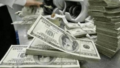 美日反目?日本大抛美债,美财政部将日本列入外汇操纵观察名单!