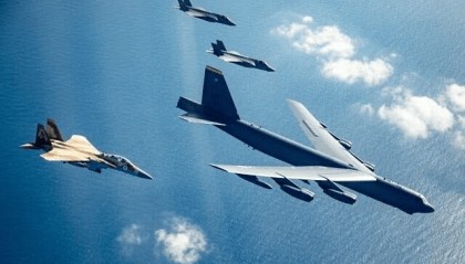 75架F-15、196架F-16及39架F-35战机,全部来自美国