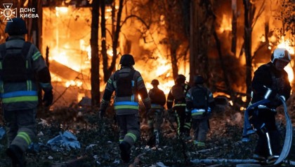经过一千天激烈战斗,俄军终于发现乌军真正弱点:一夜之间成功切断顿巴斯铁路