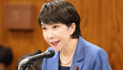 快讯！高市早苗一错再错，日本逮捕美公民，特朗普发出通牒，日本迎来“亡国”内阁，要被群起而攻之？
