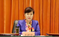 “换装主席”王莉霞的堕落：从光鲜人设到腐败深渊