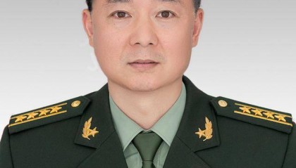 上海一名干部，已跨区任职