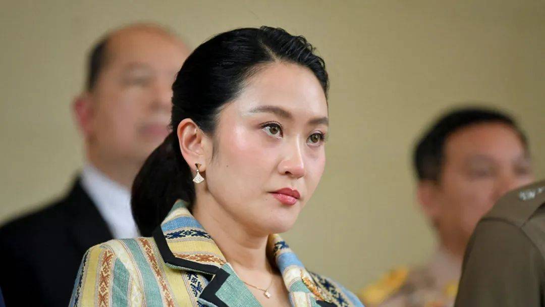 佩通坦保住官位，曼谷48小时内2次变天，中方出席，反诈大会召开