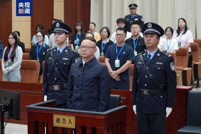“背离党中央对年轻干部的要求”，54岁“副部虎”王勇被判死缓，16年受贿2.71亿余元