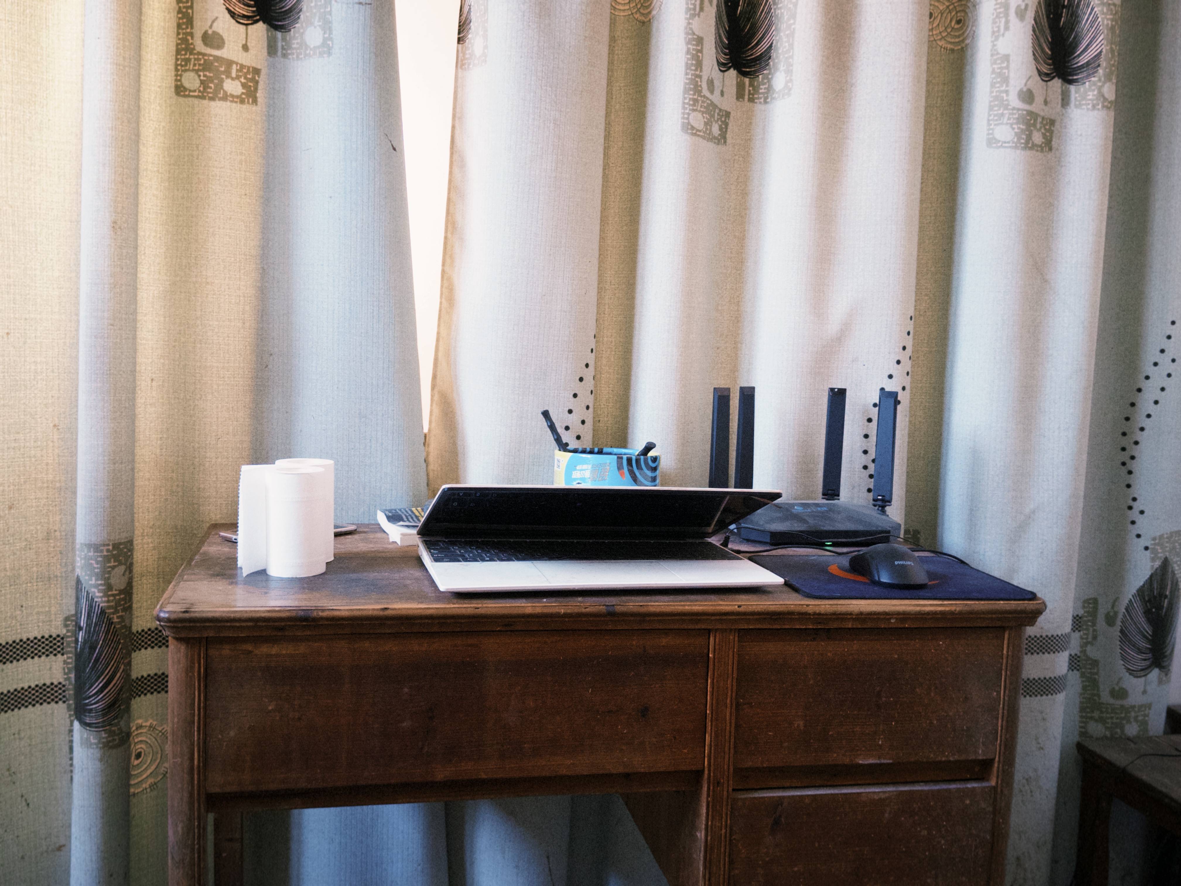 七旬母亲卖掉儿子3万斤藏书 称读书害了他