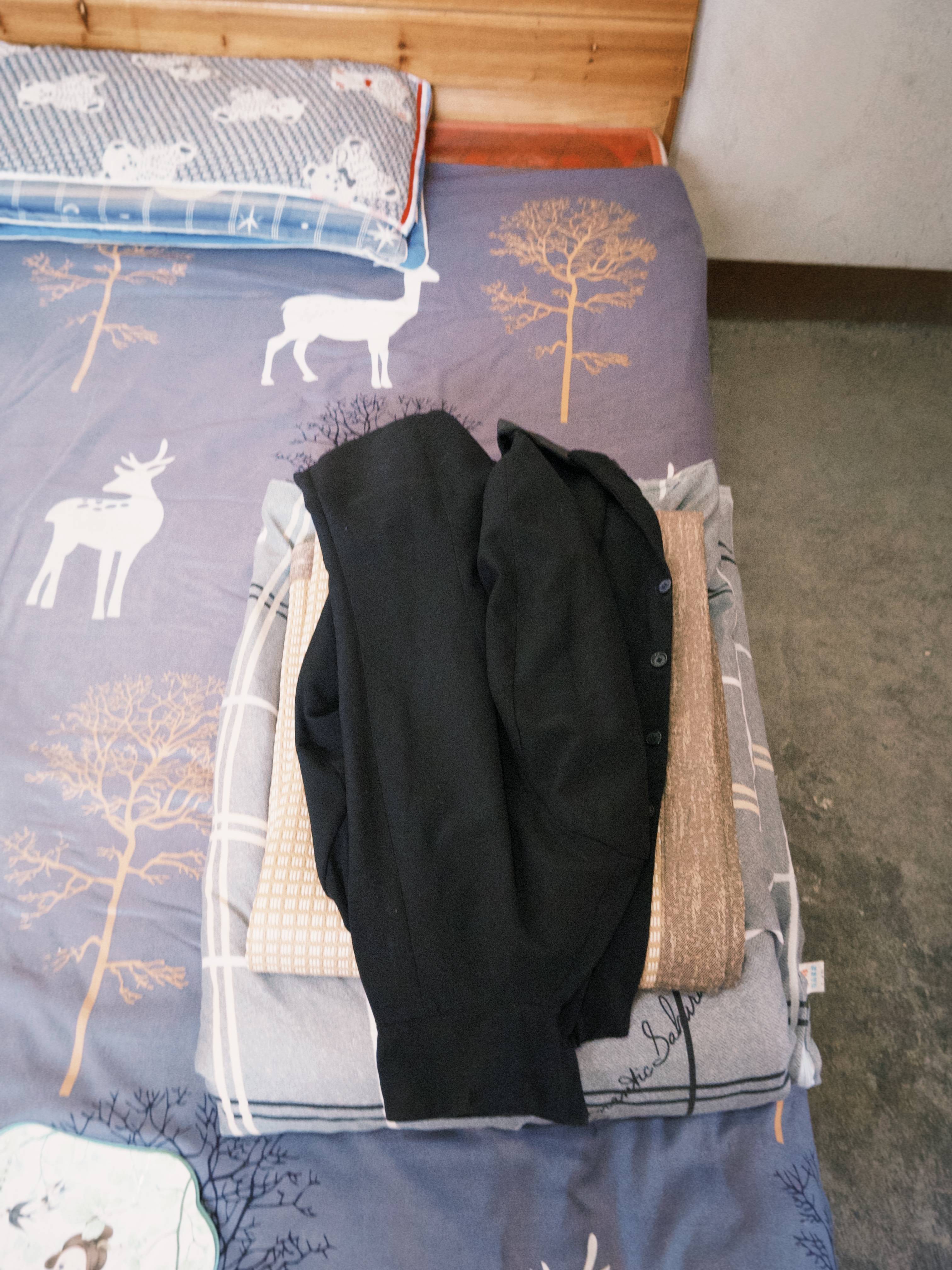 七旬母亲卖掉儿子3万斤藏书 称读书害了他