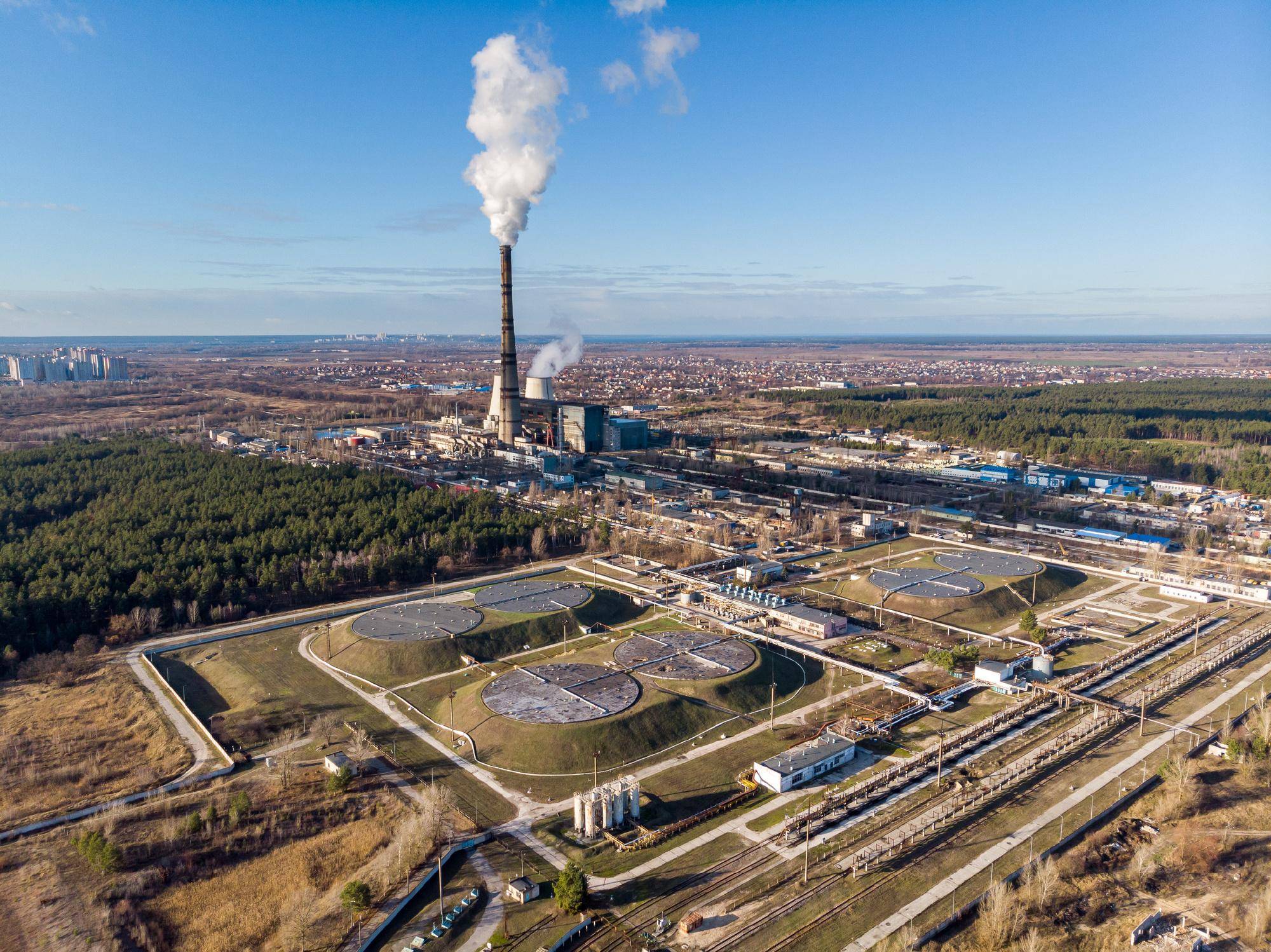 普京终于打七寸了,俄军一个月把电力全炸烂,乌克兰撑不到150天