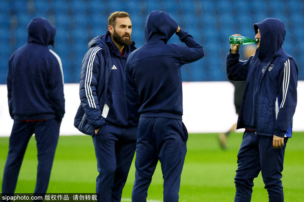 中超冠军长春亚泰降级!青岛海牛与梅州客家争夺最后保级名额