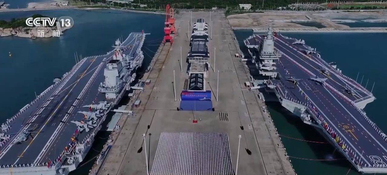 时速200公里急刹车！福建舰服役后第一餐：烤羊排，大虾，红烧肉