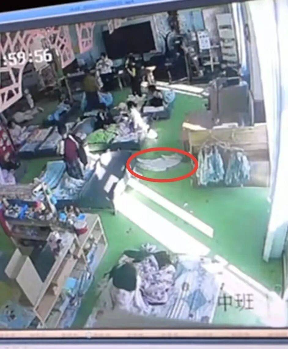 涉事老师已被停职，青岛警方介入