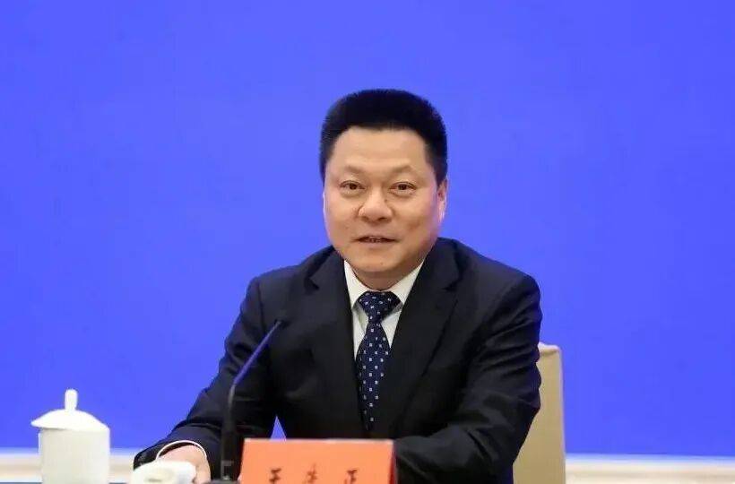 徐州市常务副市长王先正，已任江苏交通控股党委书记、董事长